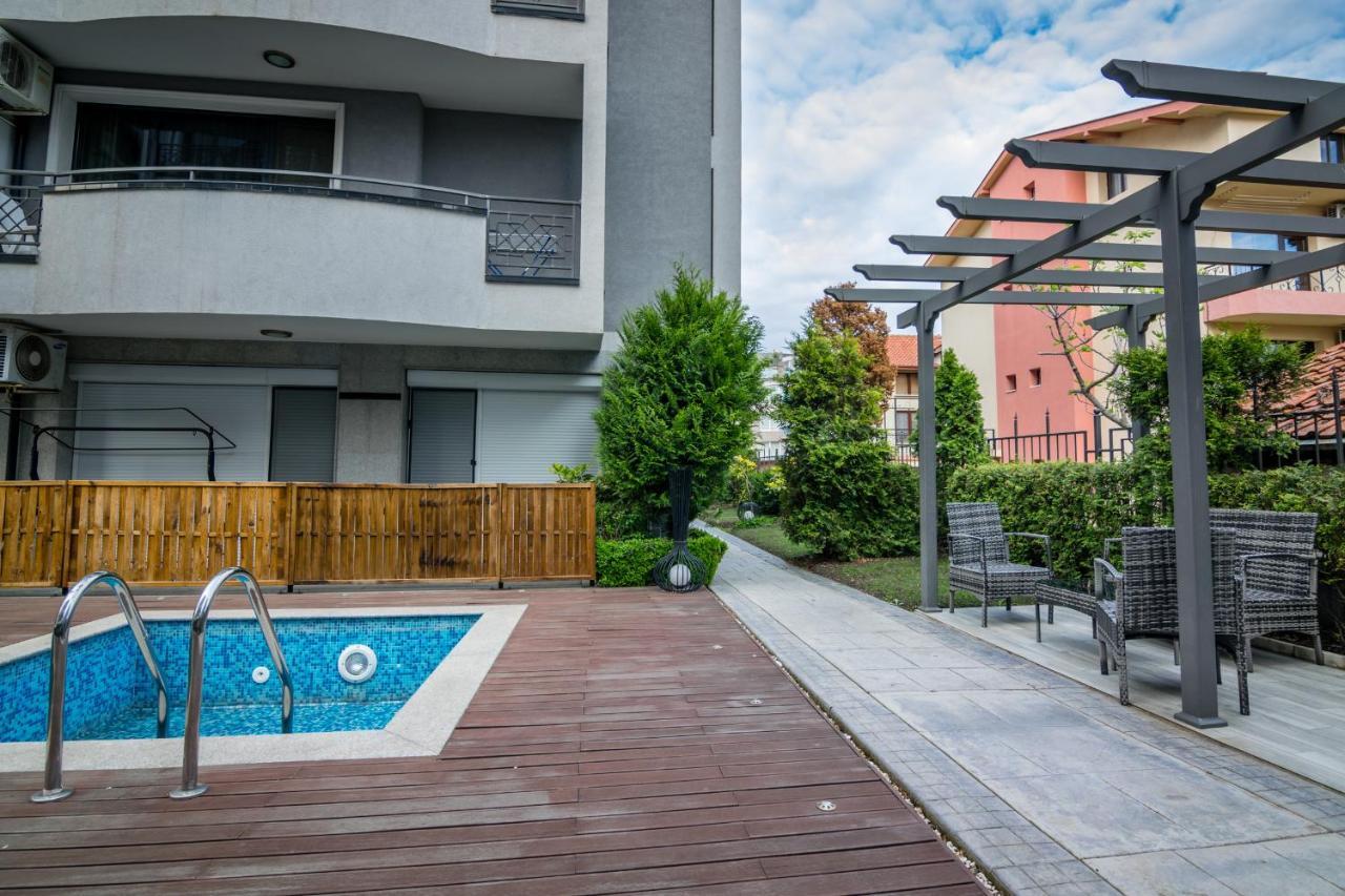 Cozy One-Bedroom Apartment In Night Breeze Μπουργκάς Εξωτερικό φωτογραφία